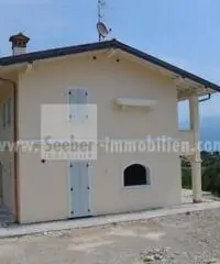 Vendita Villa in Via Genova