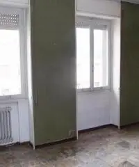 Zona Via XXV Aprile, ampissimo appartamento di mq 210