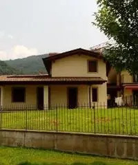 VILLA di 4 vani e di 163 mq (PARATICO) rif. 7