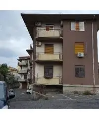 3 vani + garage Aci Sant'Antonio 3 vani + garage Aci Sant'Antonio