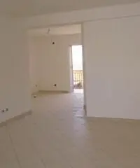 BELPASSO BORRELLO N. COSTRUZIONE AL 1° PIANO ASCENS. CON GARAGE 20 MQ