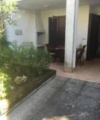 APPARTAMENTO di 4 vani e di 60 mq (COMACCHIO - Lido di Spina) rif. VND APP ALE