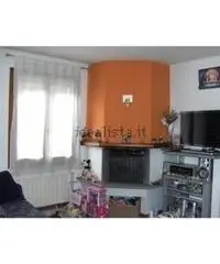 APPARTAMENTI - INGRESSO INDIPENDENTE - CAPRAIA E LIMITE