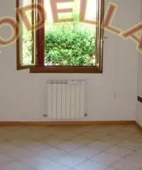 APPARTAMENTI - IN PICCOLO CONDOMINIO - CAMPI BISENZIO