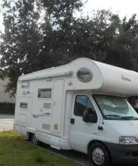 CAMPER MANSARDATO