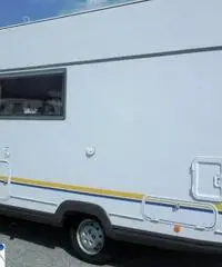Eura Mobil 585