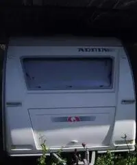 Roulotte ADRIA 6 posti letto anno 2007