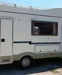 Camper Mc Louis