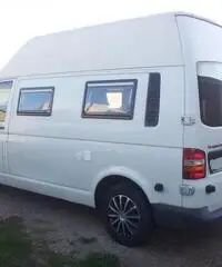 camper puro volkswagen T5 