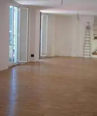 APPARTAMENTI VARIE MISURE 100 MT DAL MARE