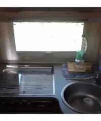 ROLLER TEAM 265p immatricolata 2008 colore bianco panna