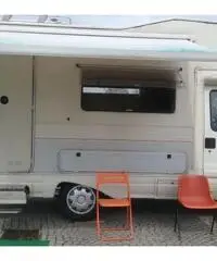CAMPER