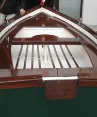 Battana di 4.20m in vetroresina completamente ricondizionata