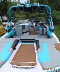 Nautique G23