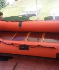 GOMMONE Joker Boat 4 metri+ Motore Evinrude 25 HP