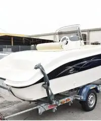 barca OPEN 570 senza patente