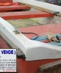 barca a motore 7 MARI RESINA anno 90 lunghezza mt 410