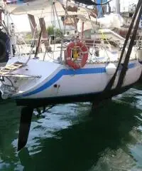 Cabinato a vela m.9,90 Cabinato a vela m.9,90