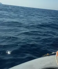 Gommone motore e carrello Gommone motore e carrello