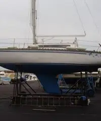 BARCA A VELA