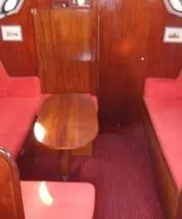 natante leader 32 cantieri del garda sud  barca a v