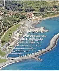 POSTO BARCA CON POSTO AUTO COPERTO MARINA DI SAN LORENZO POSTO BARCA CON POSTO AUTO COPERTO MARINA DI SAN LORENZO