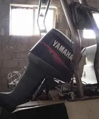 Joker boat clubman 24 con motore Yamaha 250