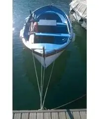 VENDO GOZZO IN LEGNO METRI 5