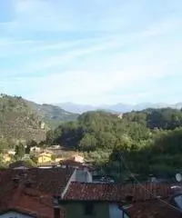 Casa indipendente a Borgo a Mozzano in provincia di Lucca