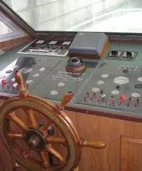 battello trasporto passeggeri