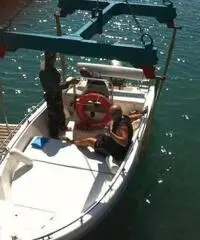 Vendo barca con posto barca zona Carrara