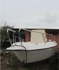 barca a motore MARINELLO open fishman anno 99 lunghezza mt 1,8 barca a motore MARINELLO open fishman anno 99 lunghezza mt 1,8