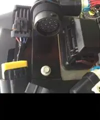 ricambi usati motore fuoribordo garantito trim ele Usato Euro 100 ricambi usati motore fuoribordo garantito trim ele Usato Euro 100