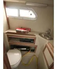 BOSTON WHALER 27