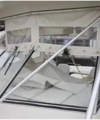BOSTON WHALER 27