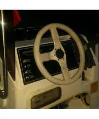 barca a motore RANIERI azzura anno 1999 lunghezza mt 5