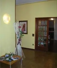 Appartamento di 5 locali in Vendita