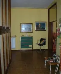 Appartamento di 5 locali in Vendita