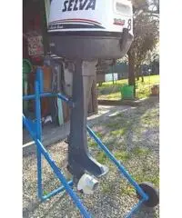 Regalo barca a vela invecchiata bene a chi compra gli accessori