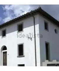 Vendita villa t
rifamiliare mq. 500 - Zona Grezzano