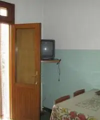 CASA INDIPENDENTE CON GIARDINO