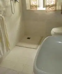 CASA INDIPENDENTE CON GIARDINO