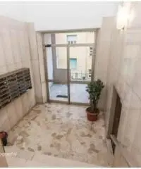 VIA BURLANDO 18 A
