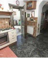 CASELLA – CASA SEMI INDIPENDENTE CON SPLENDIDO GIARDINO