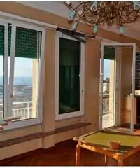 Vendita Cinque locali in Corso Orazio Raimondo