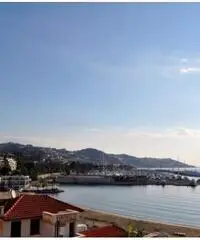 Vendita Cinque locali in Corso Orazio Raimondo