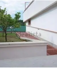 Vendita Villa in Strada Solaro