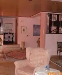 IMMOBILE di PRESTIGIO- oliveri- Villa singola con piscina