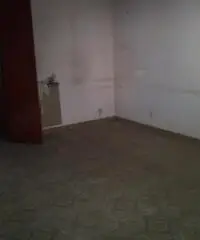 ottima opp.tà app.nto120 mq al terzo p. da ristrutt.re parzialmente