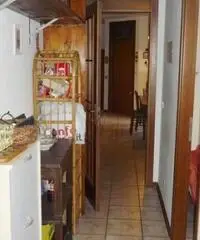 BAGGIOVARA App.to con 2 camere + studio e garage